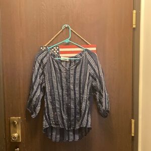 Verse size small gauze flowey top